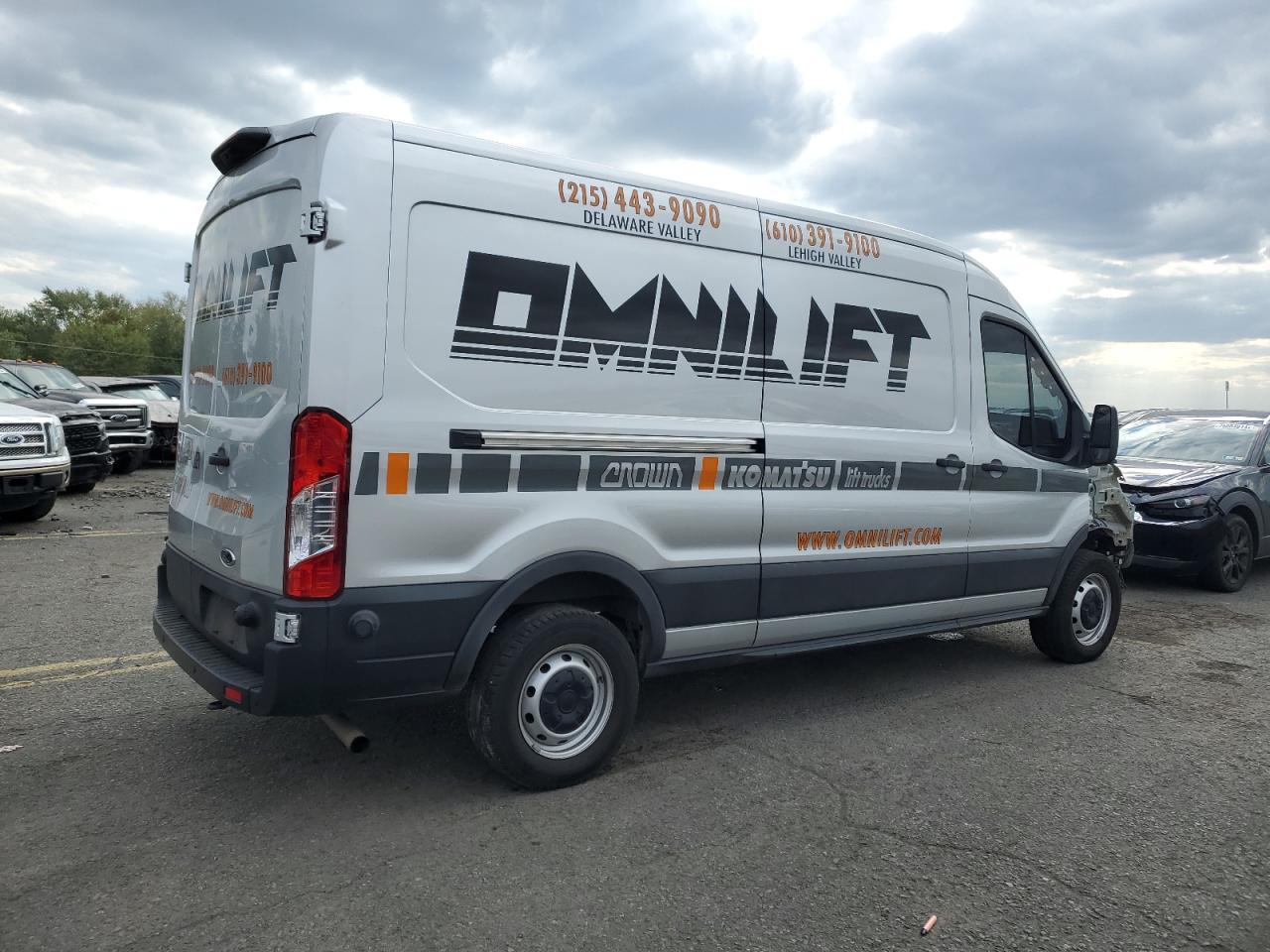 2023 Ford Transit VIN 1FTBW9C89PKA44249 Copart auction photo, front end / side damage thumbnail 3