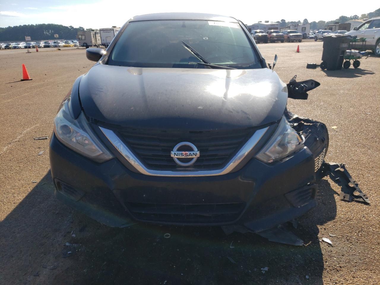 2017 Nissan Altima VIN 1N4AL3AP2HC170420 Copart auction photo, all over damage thumbnail 5