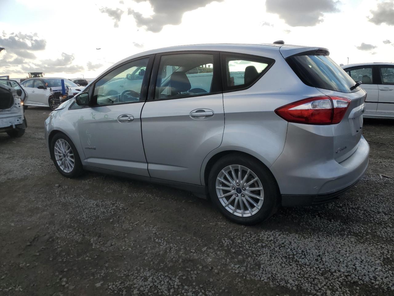 2015 Ford C-MAX VIN 1FADP5AU5FL108669 Copart auction photo, front end damage thumbnail 2