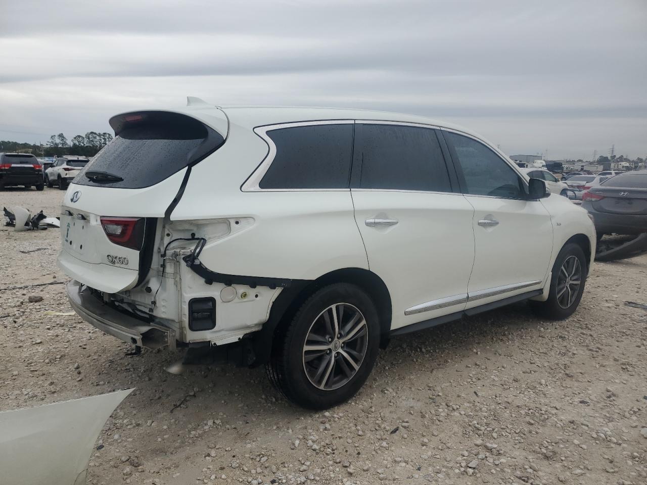 2018 Infiniti QX60 VIN 5N1DL0MNXJC521768 Copart auction photo, rear end / side damage thumbnail 3