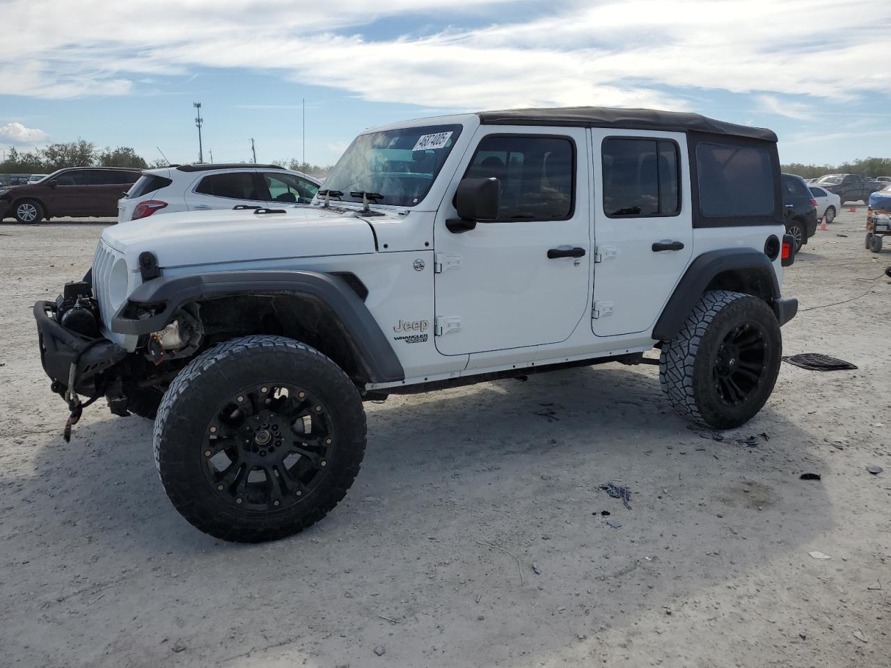 2018 Jeep Wrangler VIN 1C4HJXDG2JW151761