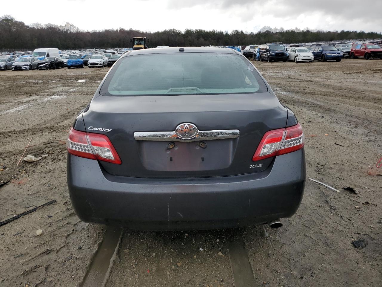 2011 Toyota Camry VIN 4T1BF3EK0BU219180 Copart auction photo, side / minor dent/scratches damage thumbnail 6