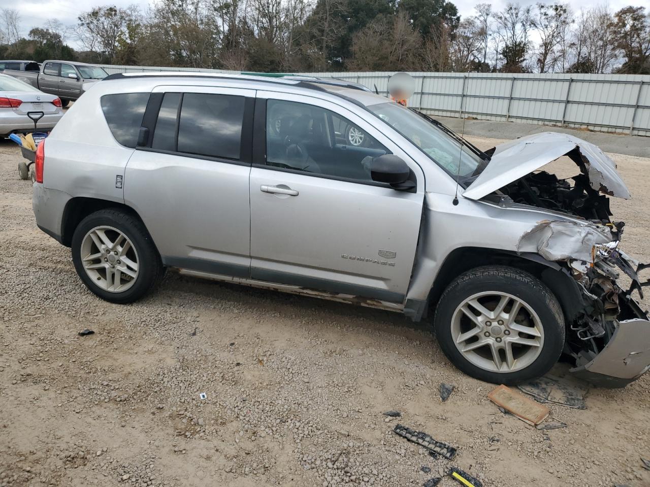 2011 Jeep Compass VIN 1J4NF5FB6BD182058 Copart auction photo, front end / minor dent/scratches damage thumbnail 4