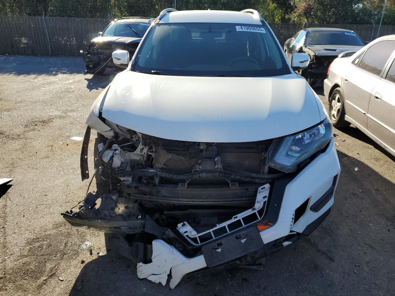 2017 Nissan Rogue VIN 5N1AT2MT4HC894747 Copart auction photo, front end damage thumbnail 5