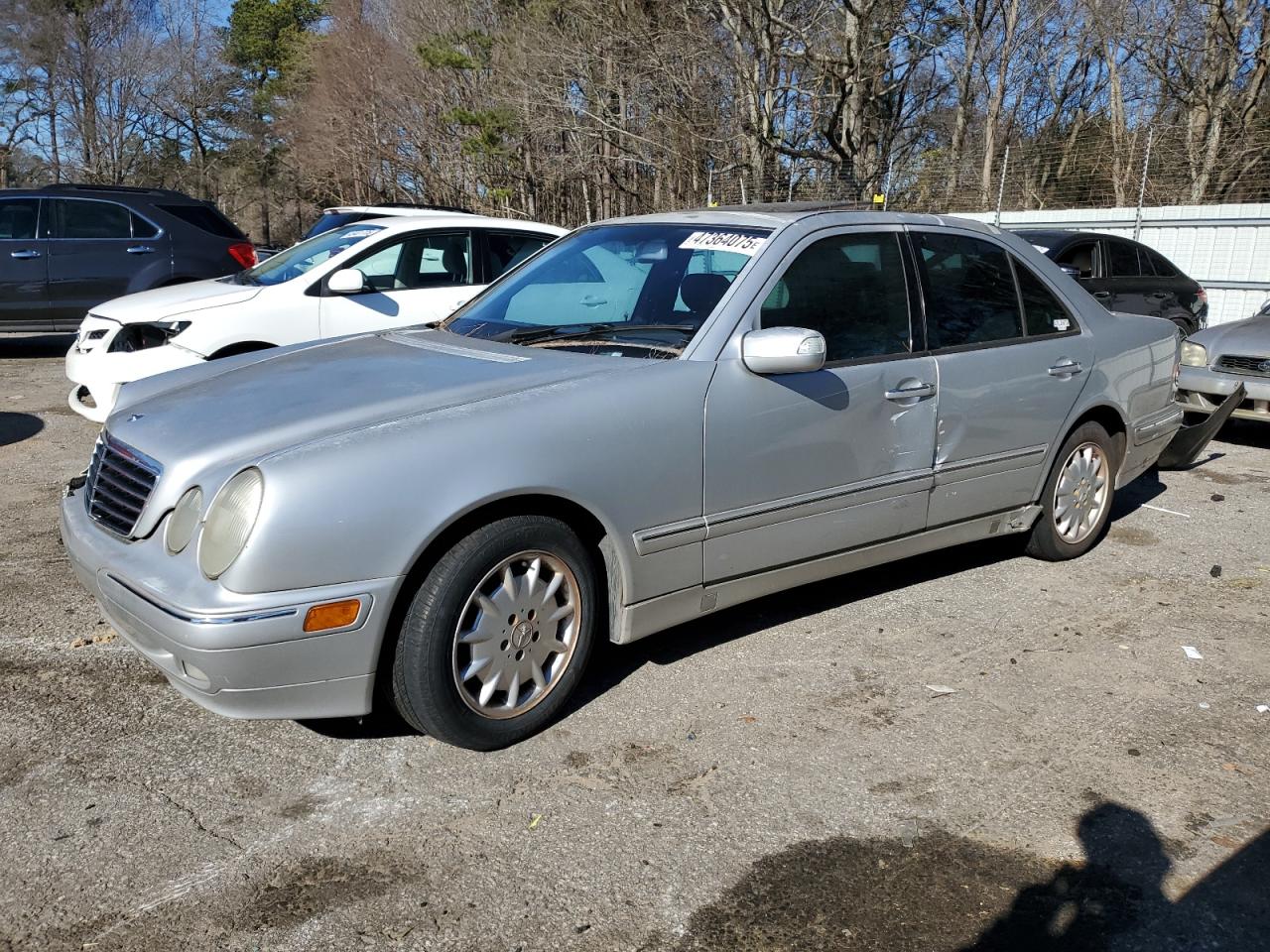 2000 Mercedes-Benz E-klasse VIN WDBJF65J9YB128310