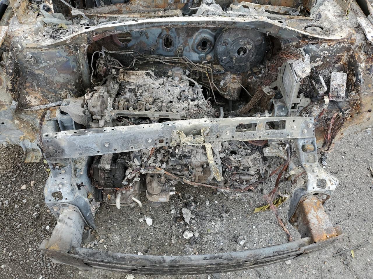 2019 KIA Sorento VIN 5XYPG4A32KG513676 Copart auction photo, burn damage thumbnail 11