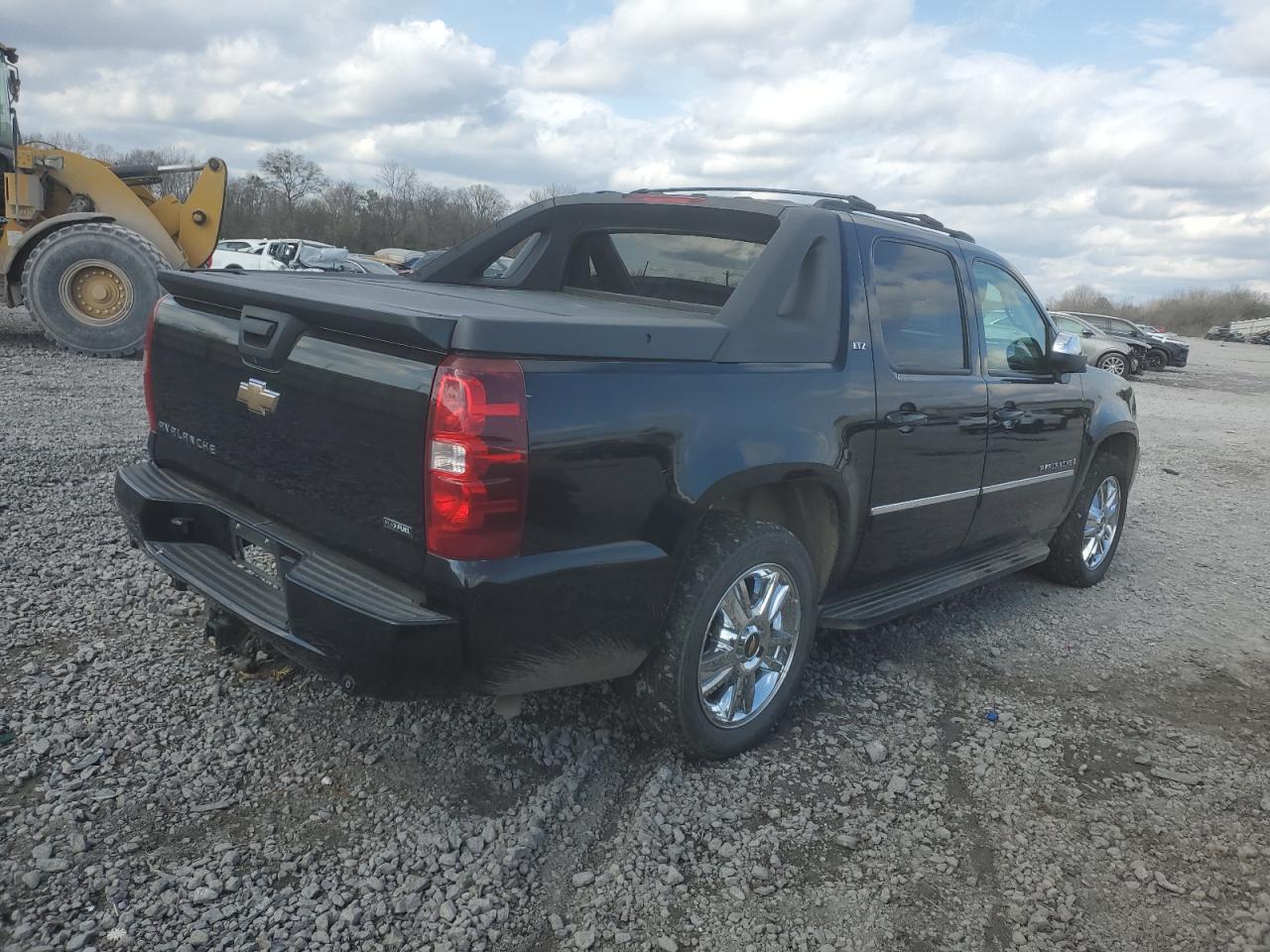 2009 Chevrolet Avalanche VIN 3GNEC32099G122514 Copart auction photo, side damage thumbnail 3
