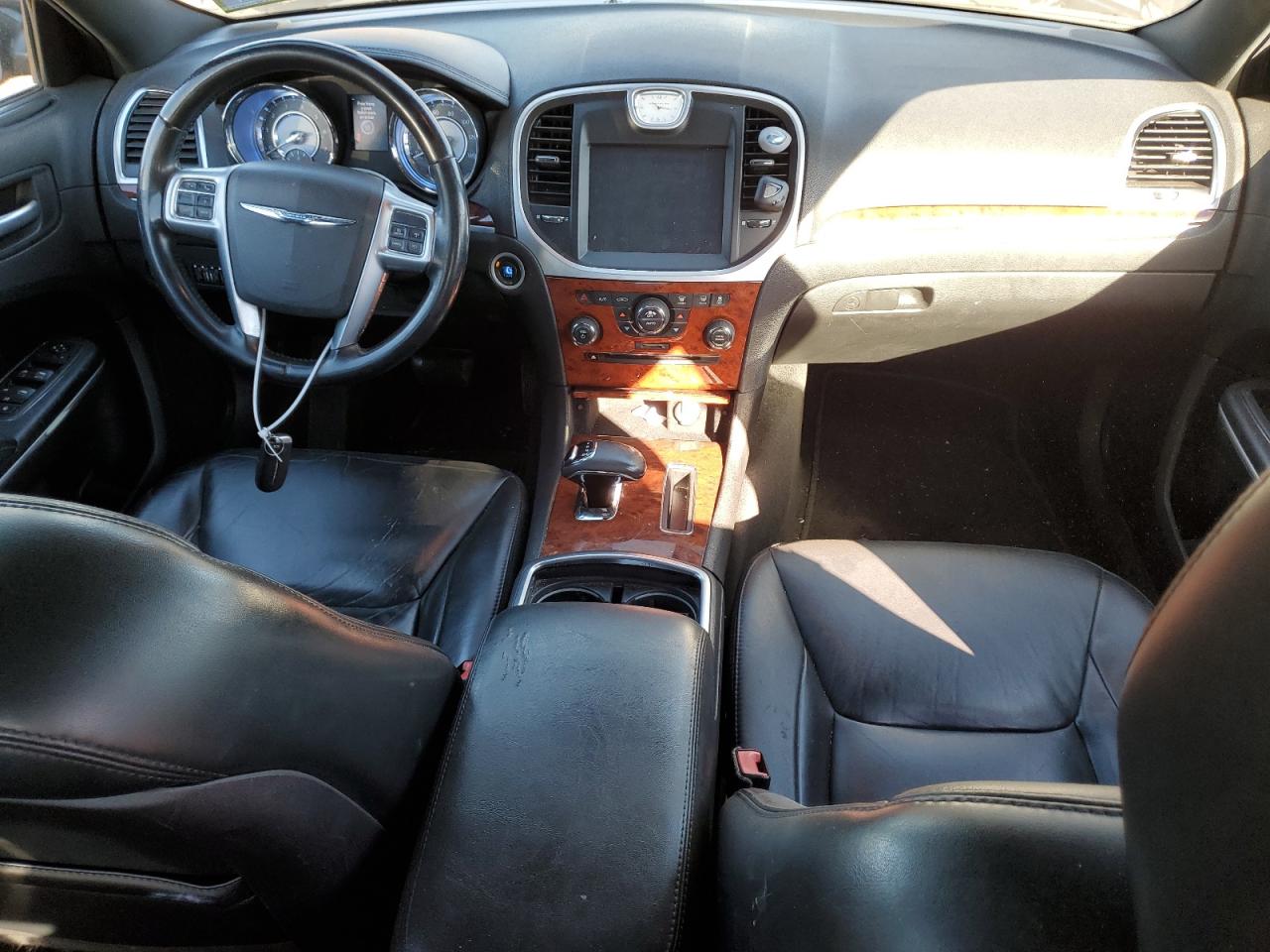 2013 Chrysler 300 VIN 2C3CCAAG5DH572421 Copart auction photo, rear end damage thumbnail 8