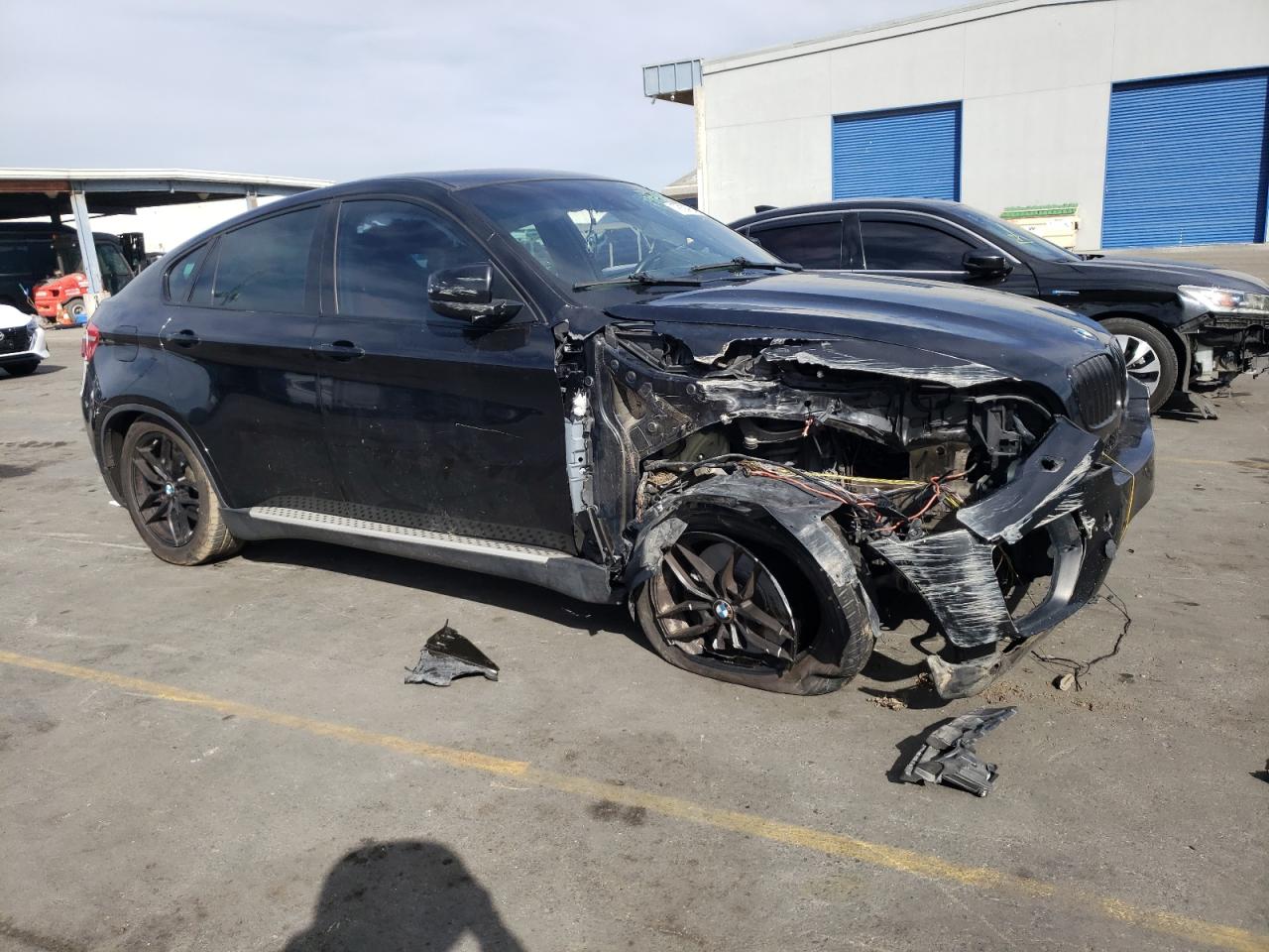 2011 BMW X6 VIN 5UXFG8C52BLZ95196 Copart auction photo, front end damage thumbnail 4