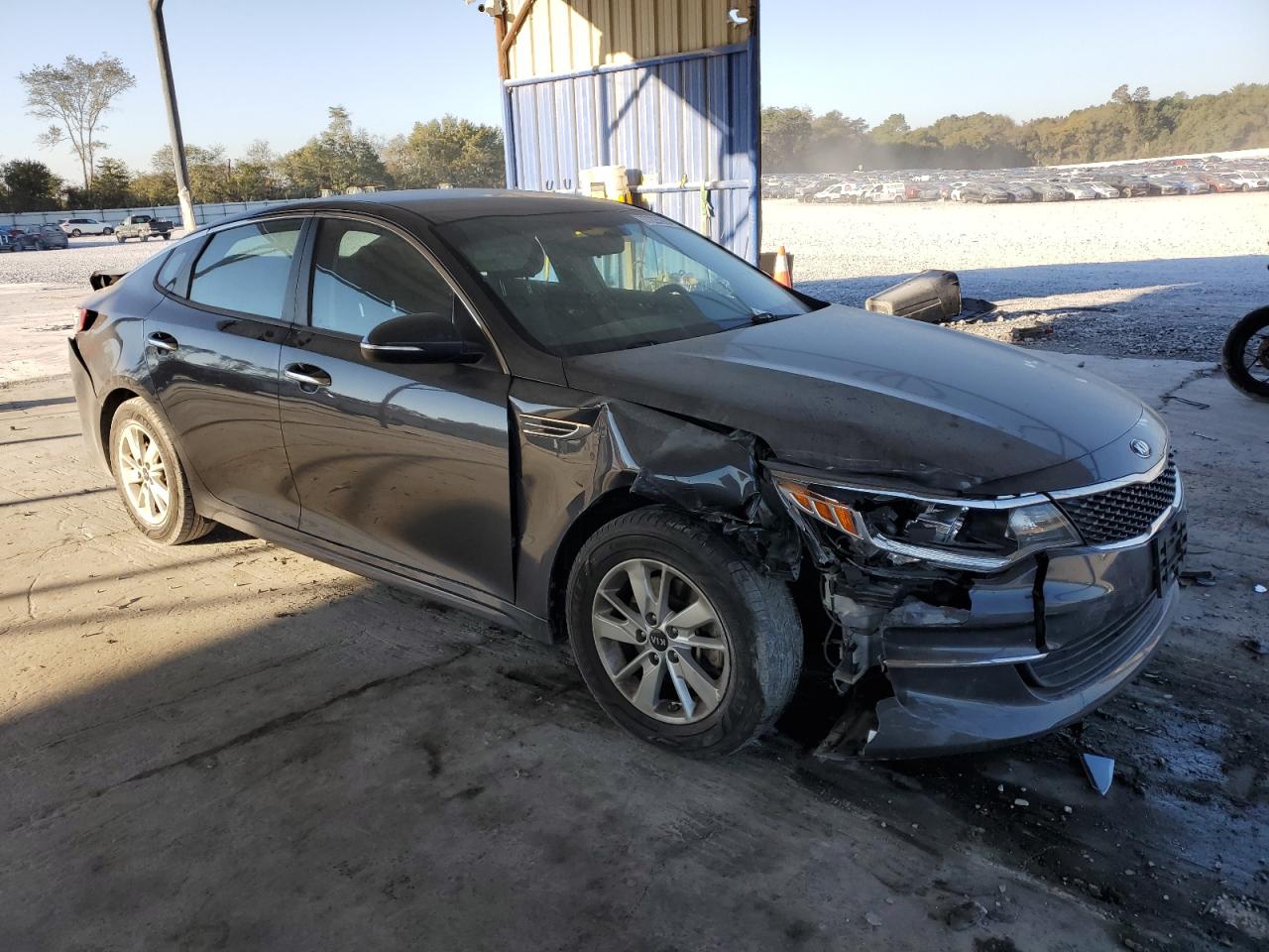2017 KIA Optima VIN 5XXGT4L39HG144000 Copart auction photo, rear end / front end damage thumbnail 4