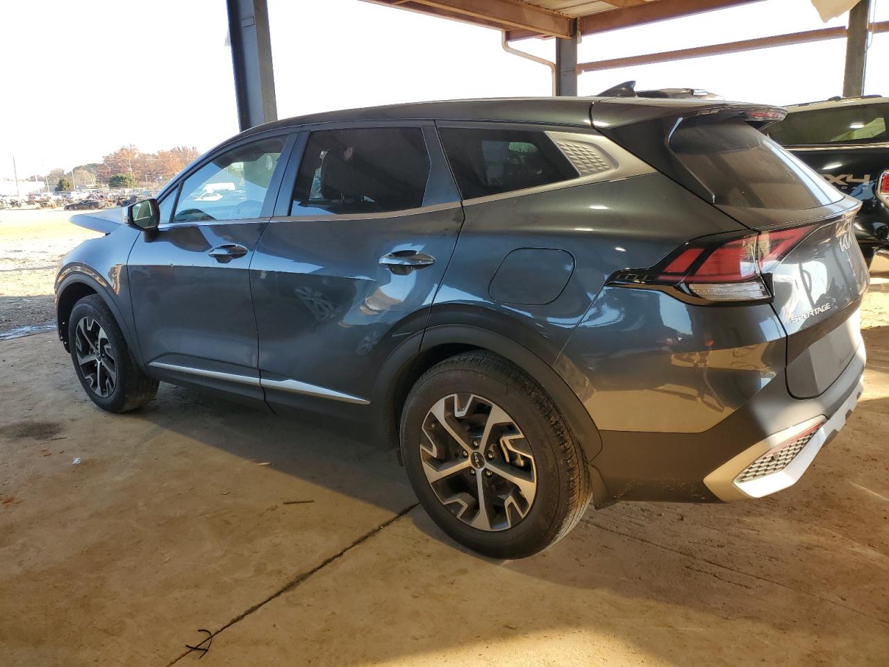 2023 KIA Sportage VIN 5XYK33AF0PG113083 Copart auction photo, front end damage thumbnail 2