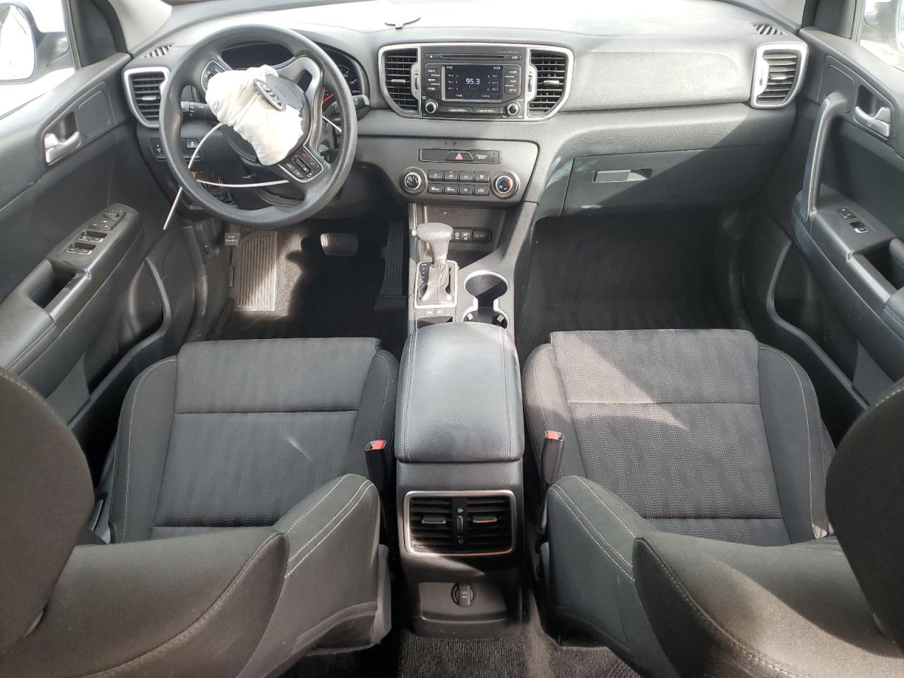 2019 KIA Sportage VIN KNDPM3AC9K7623737 Copart auction photo, front end damage thumbnail 8