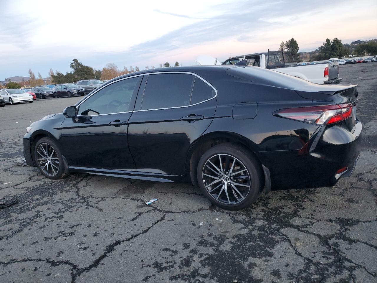 2024 Toyota Camry VIN 4T1G11AK2RU195425 Copart auction photo, front end damage thumbnail 2
