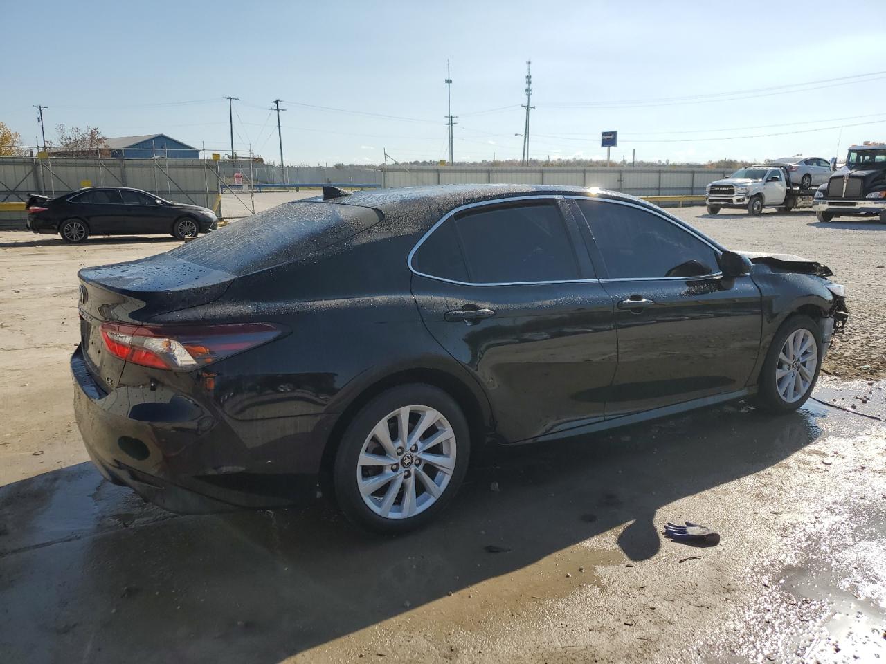 2022 Toyota Camry VIN 4T1R11AK6NU622169 Copart auction photo, front end damage thumbnail 3