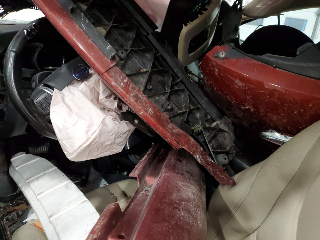2017 Volvo V60 VIN YV140MSK2H1343464 Copart auction photo, all over / mechanical damage thumbnail 8