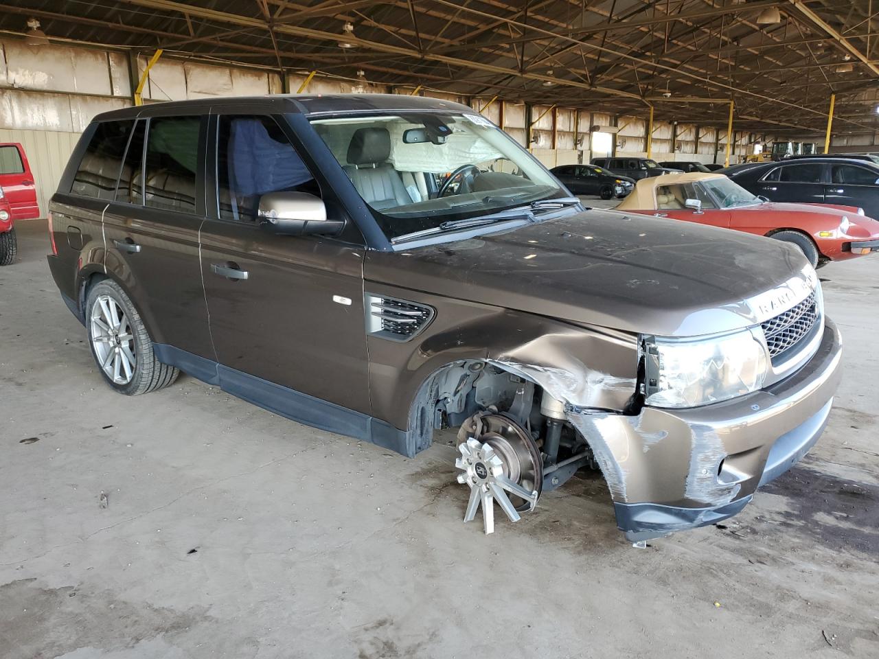 2010 Land Rover Range Rover VIN SALSK2D49AA231785 Copart auction photo, front end / side damage thumbnail 4