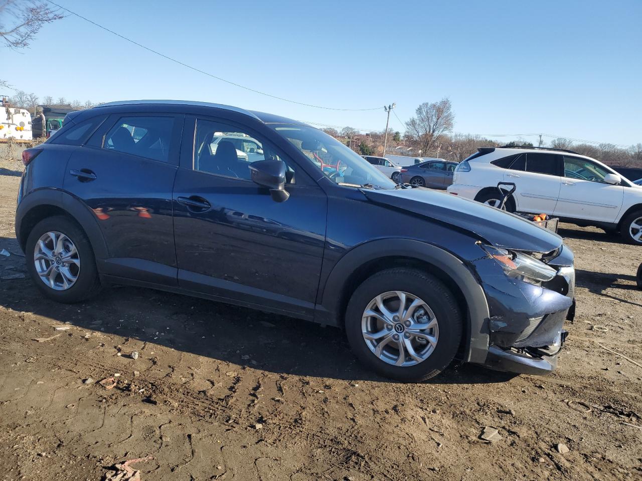 2021 Mazda CX-3 VIN JM1DKFB73M1516569 Copart auction photo, front end damage thumbnail 4