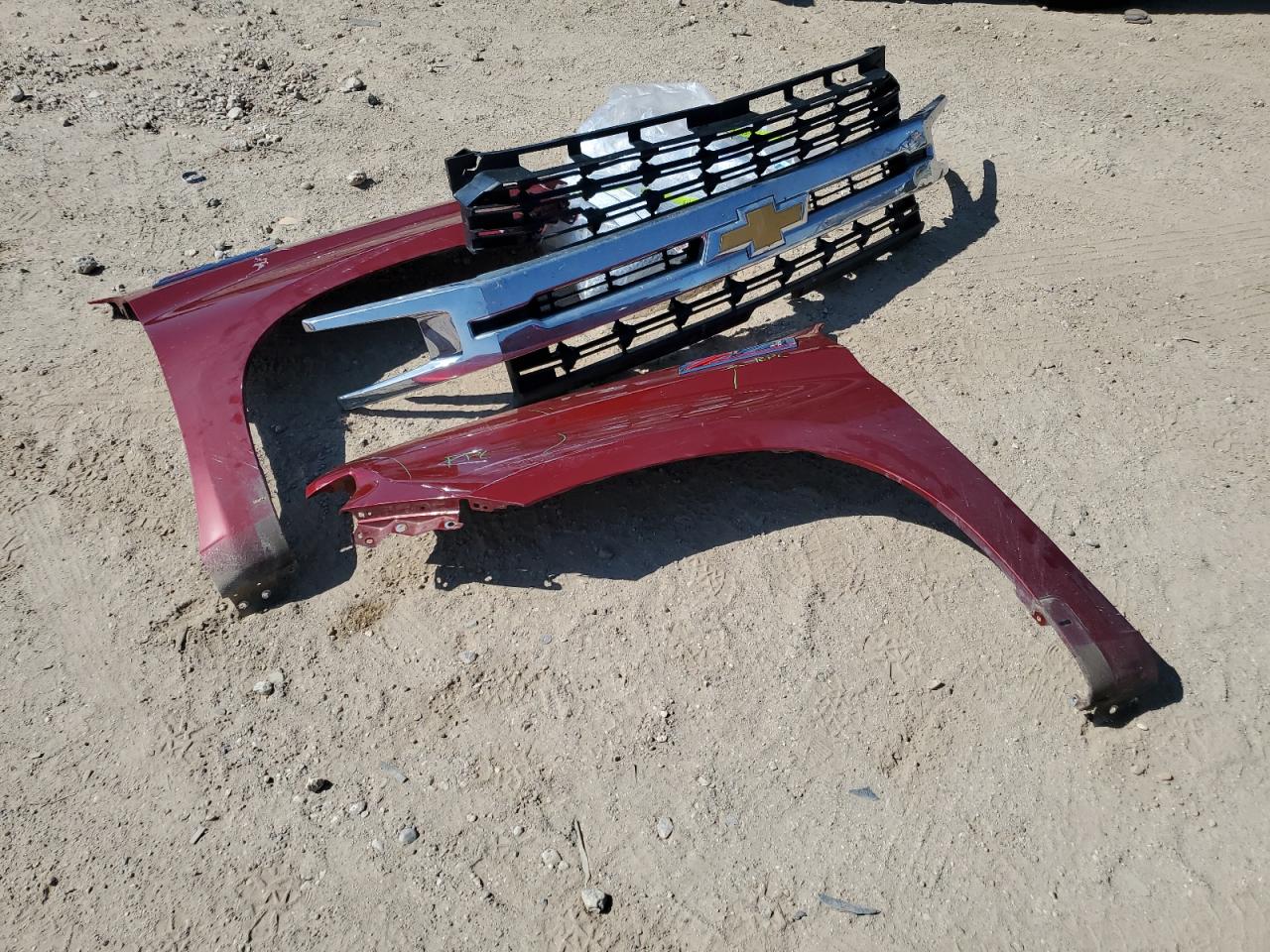 2019 Chevrolet Silverado VIN 3GCUYDED0KG108159 Copart auction photo, front end damage thumbnail 12