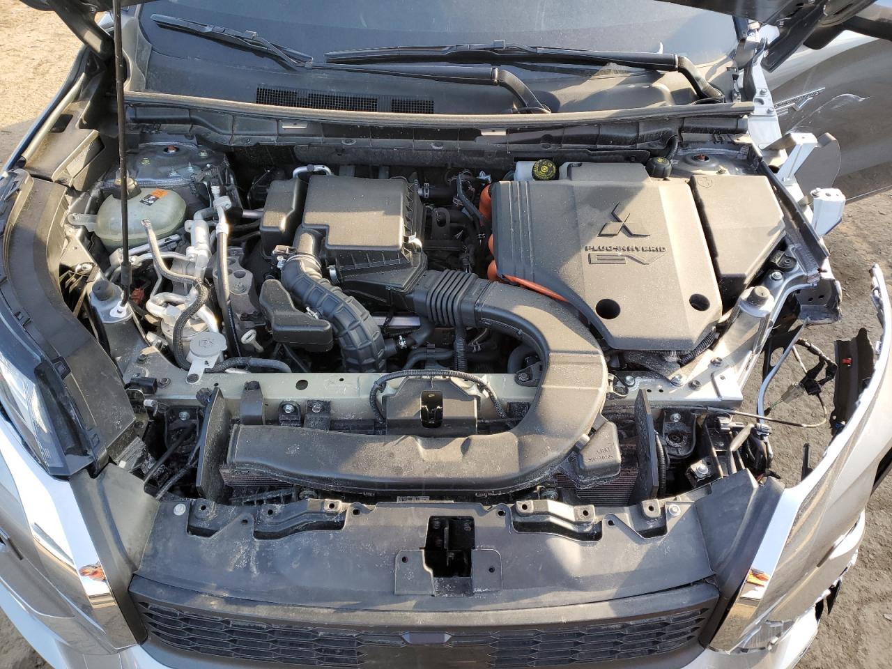 2024 Mitsubishi Outlander VIN JA4T5WA93RZ042535 Copart auction photo, front end / side damage thumbnail 13