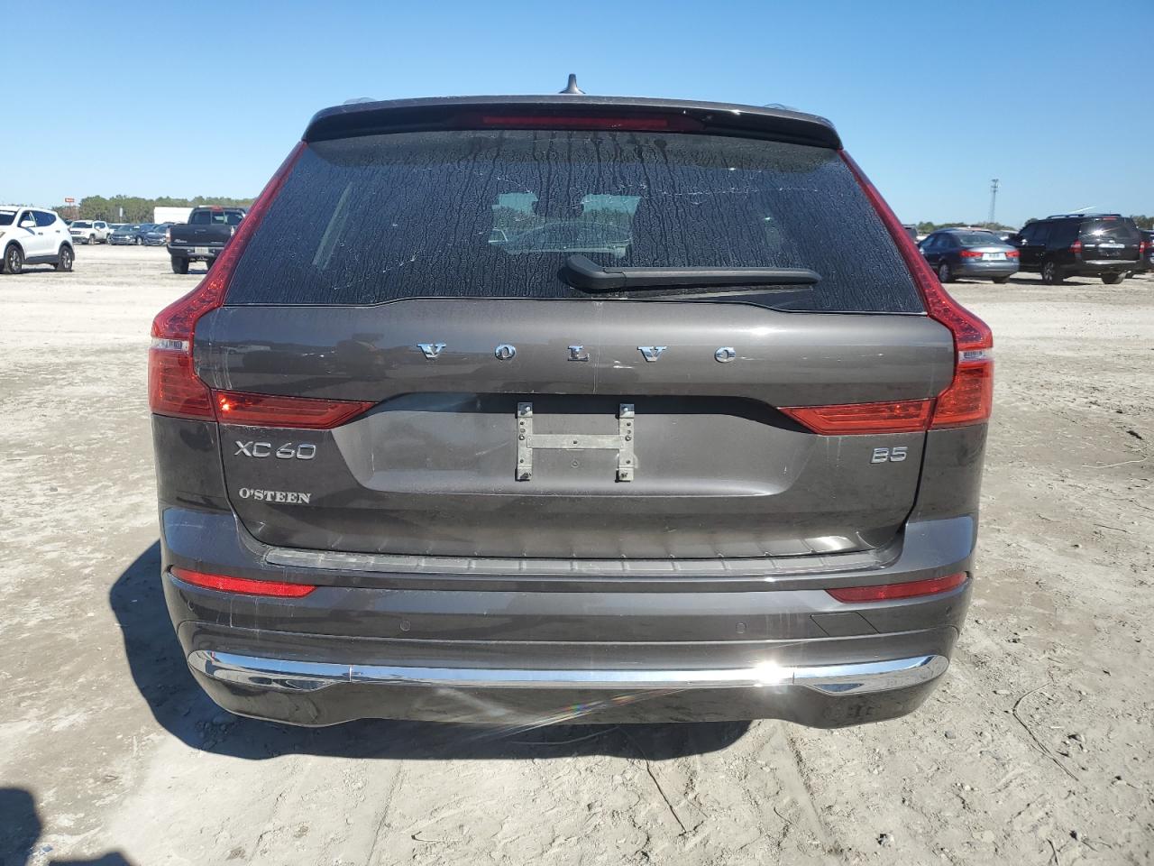 2022 Volvo XC60 VIN YV4L12DLXN1058982 Copart auction photo, front end damage thumbnail 6