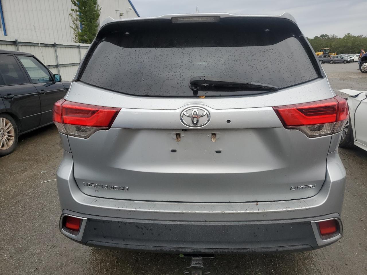 2017 Toyota Highlander VIN 5TDYZRFH6HS210766 Copart auction photo, water/flood damage thumbnail 6