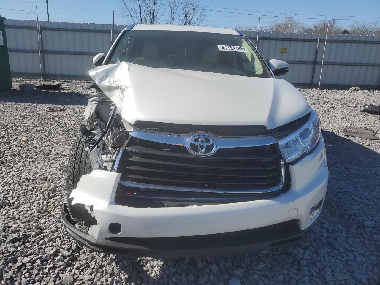 2016 Toyota Highlander VIN 5TDYKRFH3GS169421 Copart auction photo, side / front end damage thumbnail 5