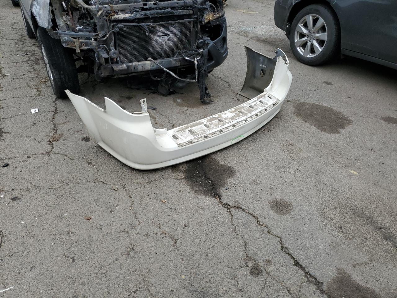 2013 Dodge Caravan VIN 2C4RDGCG4DR575999 Copart auction photo, rear end damage thumbnail 13