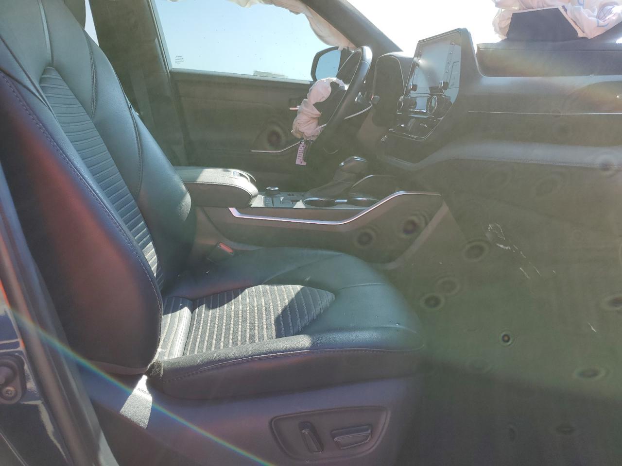 2021 Toyota Highlander VIN 5TDLZRBH0MS086830