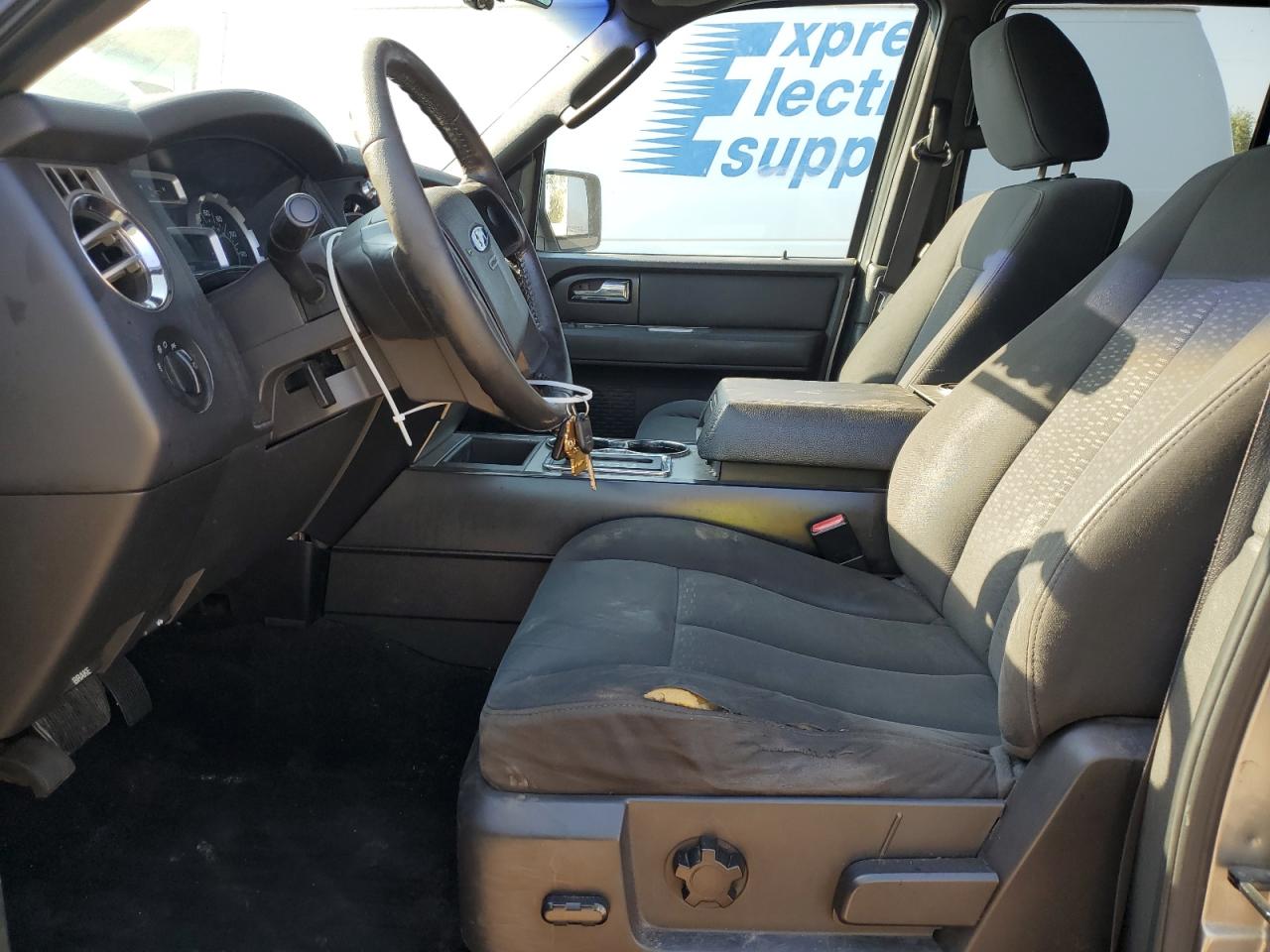 2009 Ford Expedition VIN 1FMFK16509LA10452 Copart auction photo, rear end damage thumbnail 7