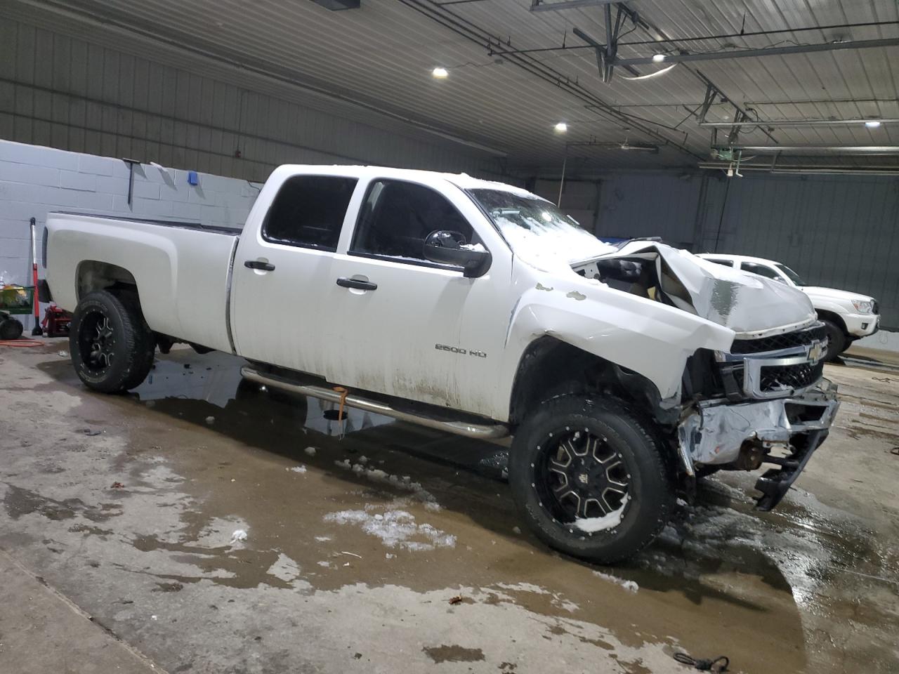 2011 Chevrolet Silverado VIN 1GC1CVCG6BF218946 Copart auction photo, front end / side damage thumbnail 4