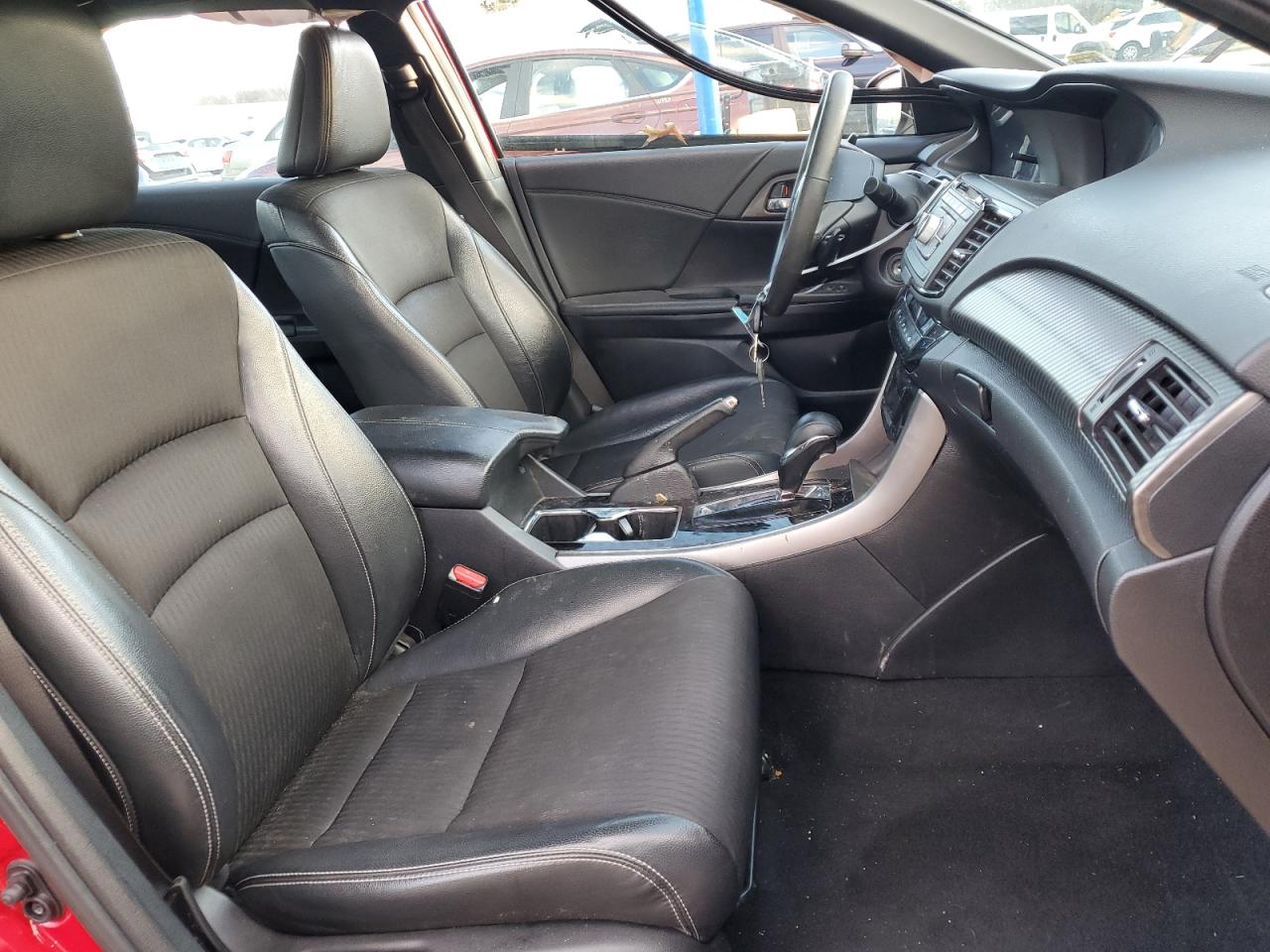 2017 Honda Accord VIN 1HGCR2F63HA021801 Copart auction photo, side / front end damage thumbnail 7