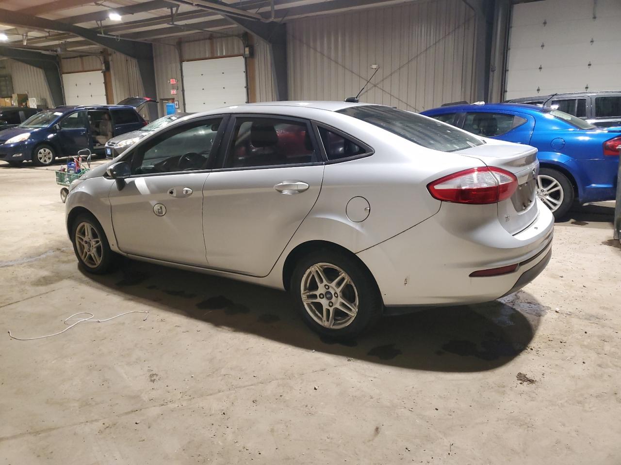 2017 Ford Fiesta VIN 3FADP4BJ5HM138318 Copart auction photo, mechanical / minor dent/scratches damage thumbnail 2