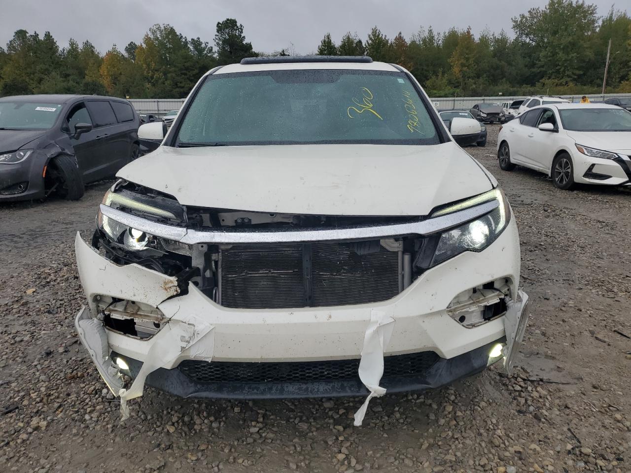 2017 Honda Pilot VIN 5FNYF5H5XHB027718 Copart auction photo, front end damage thumbnail 5