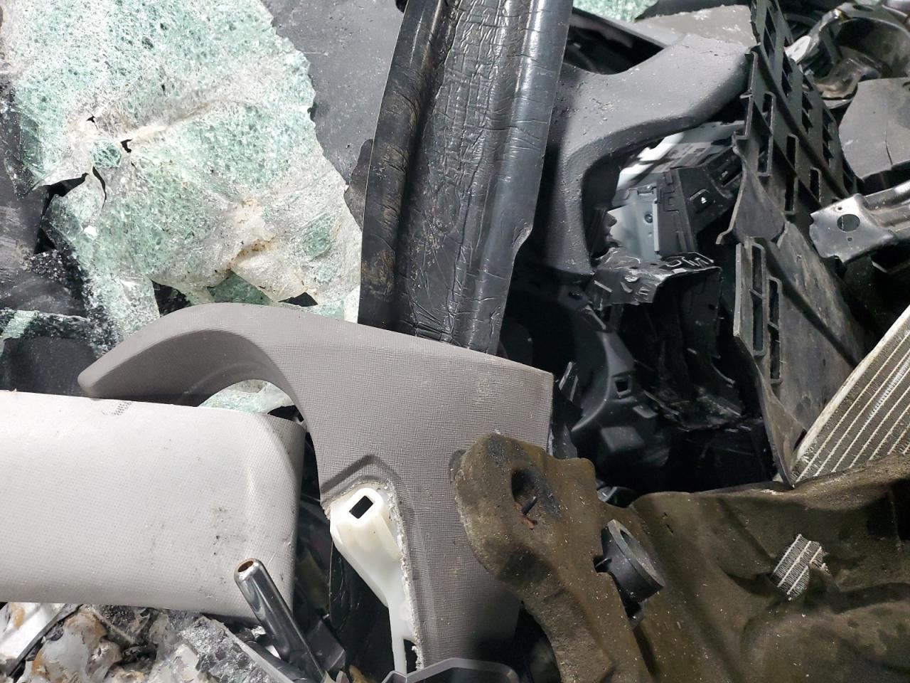 2013 Hyundai Santa Fe VIN 5XYZUDLB7DG014509 Copart auction photo, all over damage thumbnail 9