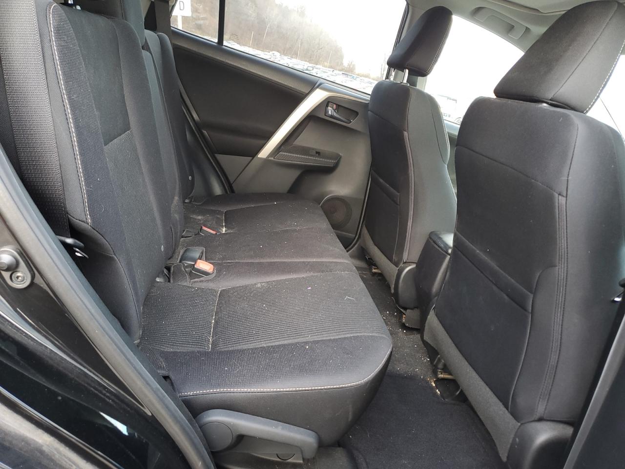 2015 Toyota RAV 4 VIN 2T3RFREV0FW277069 Copart auction photo, front end / minor dent/scratches damage thumbnail 11