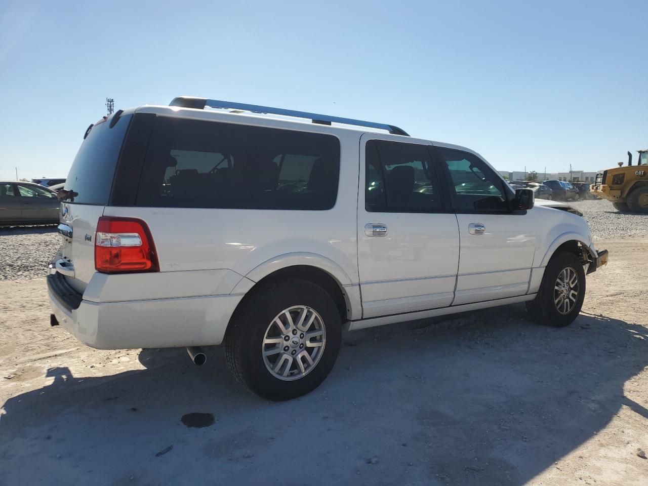 2013 Ford Expedition VIN 1FMJK1K56DEF63104 Copart auction photo, rear end / front end damage thumbnail 3
