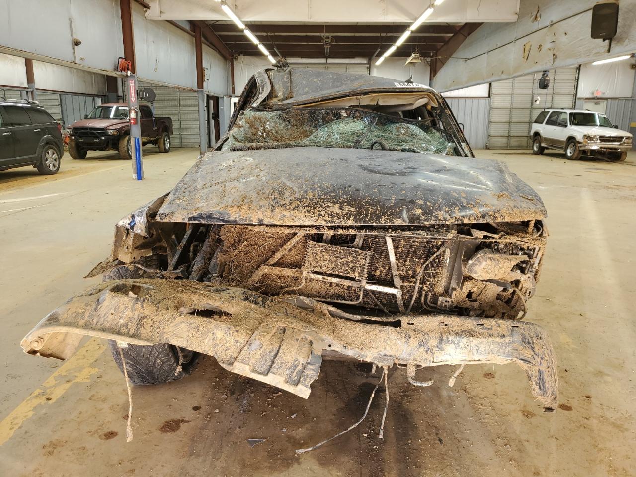 2004 Chevrolet Tahoe VIN 1GNEK13Z84R214436 Copart auction photo, all over / undercarriage damage thumbnail 5