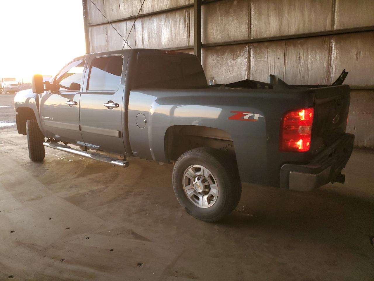 2007 Chevrolet Silverado VIN 1GCHC23K87F566126 Copart auction photo, front end damage thumbnail 2