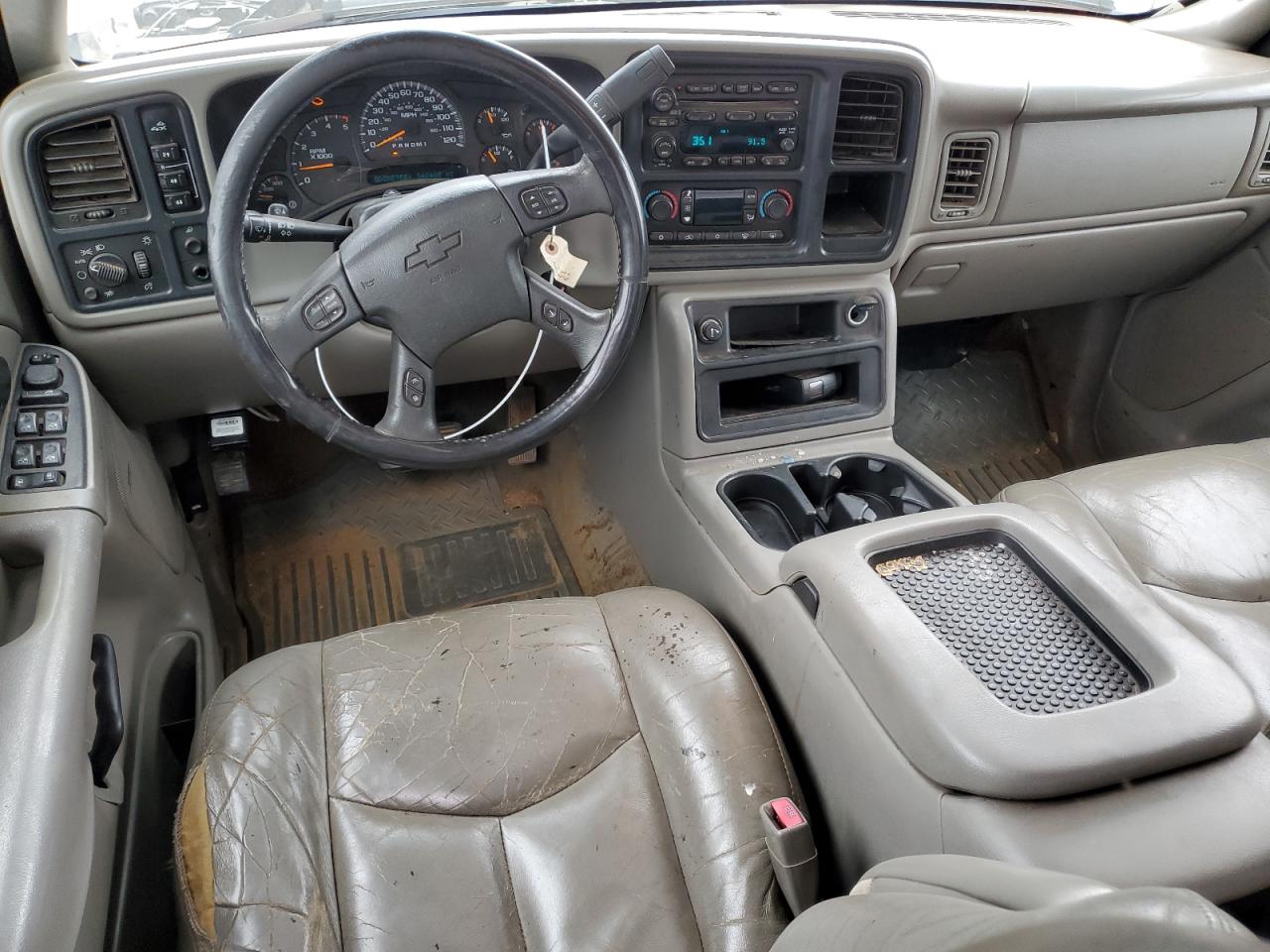 2007 Chevrolet Silverado VIN 1GCHK23D47F136386 Copart auction photo, side damage thumbnail 8