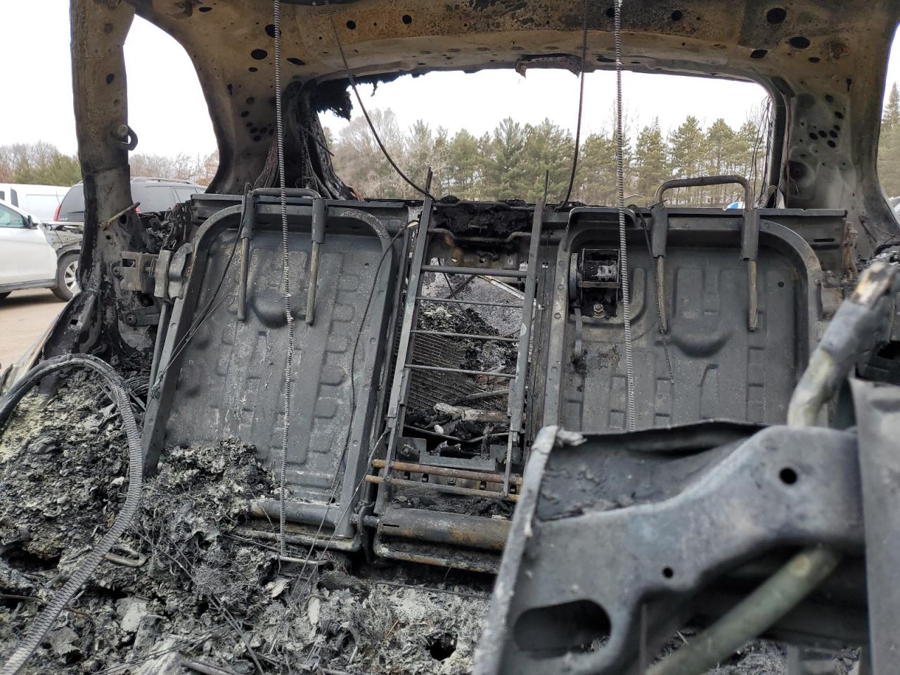 2011 BMW X5 VIN 5UXZV4C58BL741326 Copart auction photo, burn damage thumbnail 10
