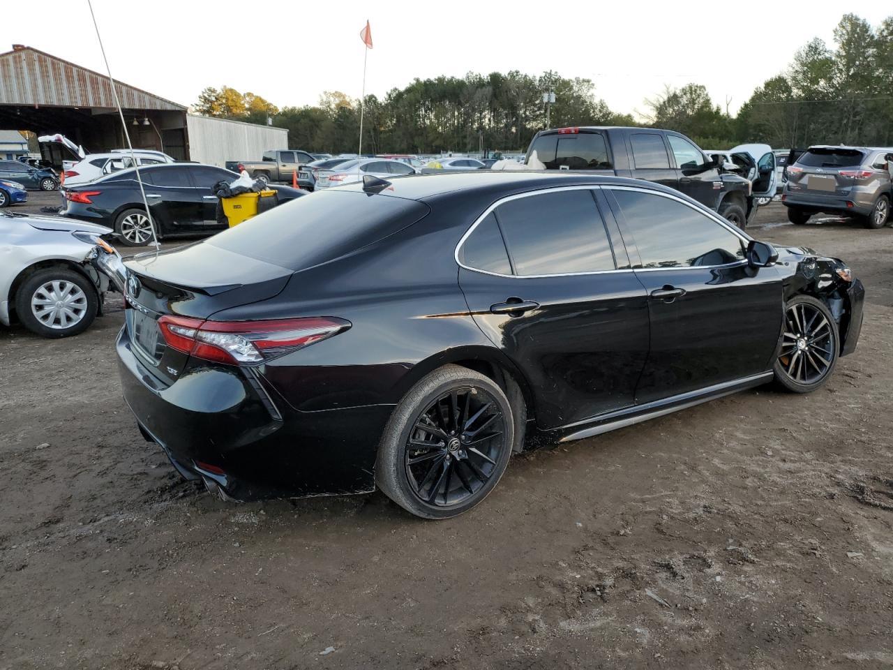 2021 Toyota Camry VIN 4T1K61AKXMU565136 Copart auction photo, front end damage thumbnail 3