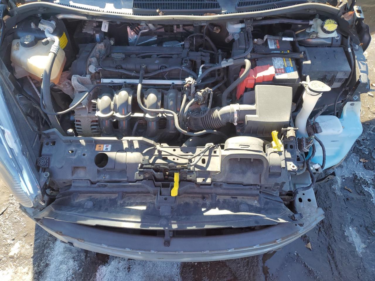 2015 Ford Fiesta VIN 3FADP4BJ6FM161040 Copart auction photo, front end damage thumbnail 11