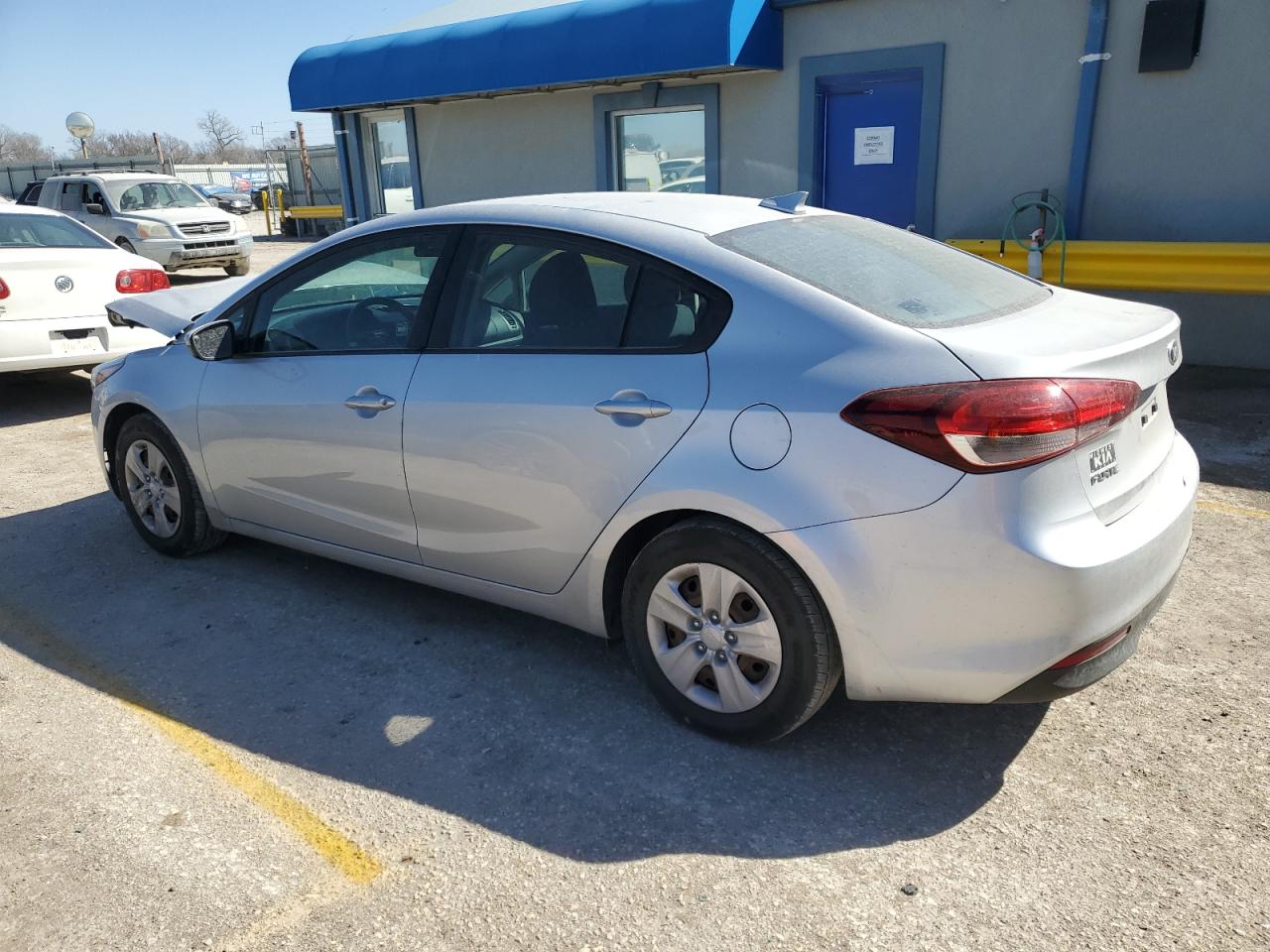 2018 KIA Forte VIN 3KPFL4A75JE197065 Copart auction photo, front end damage thumbnail 2