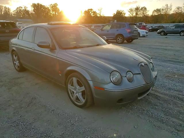 2006 Jaguar S-Type VIN SAJWA03C761N66190 Copart auction photo, front end damage thumbnail 10