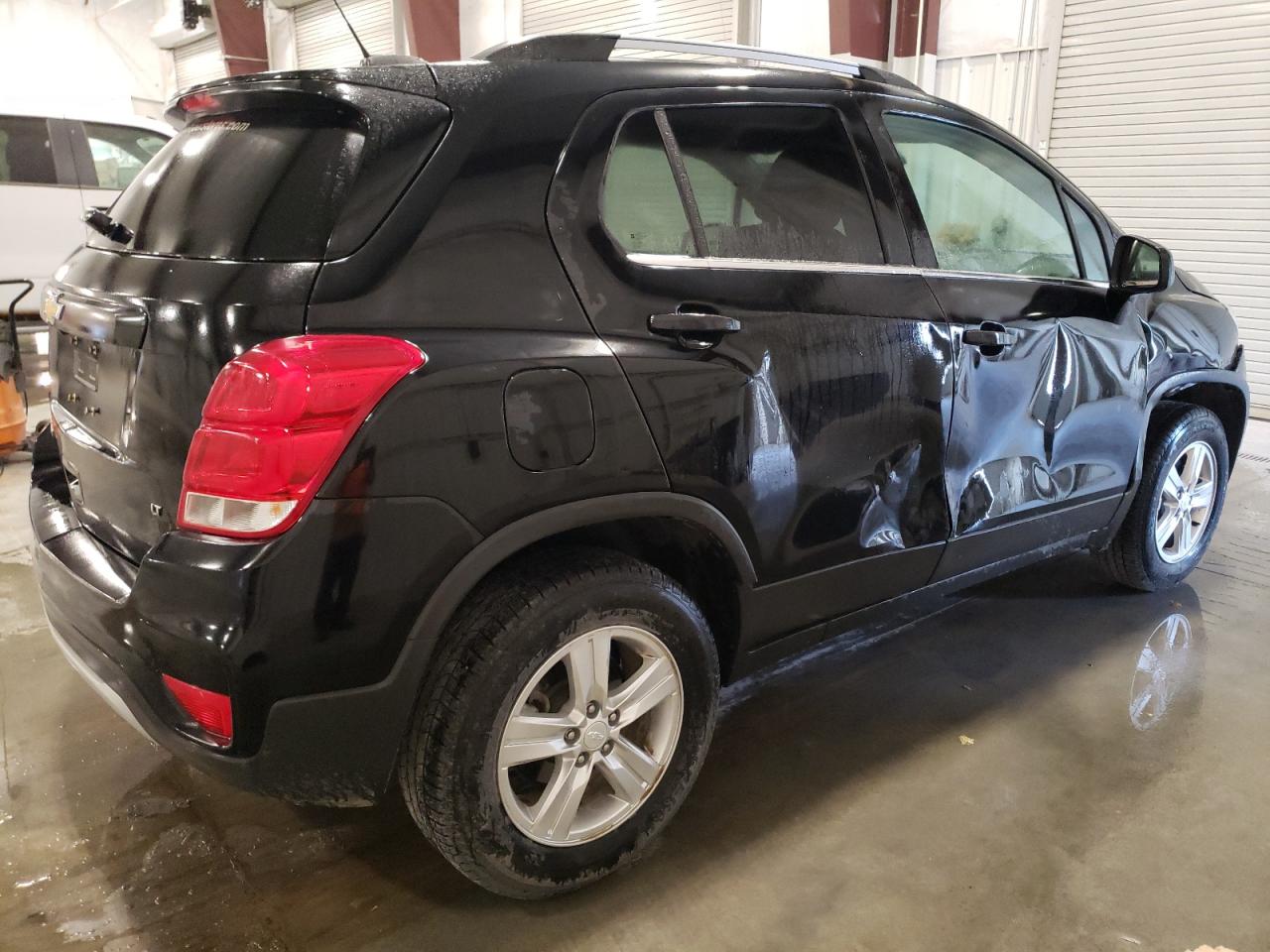 2019 Chevrolet Trax VIN 3GNCJPSB4KL378787 Copart auction photo, side / front end damage thumbnail 3