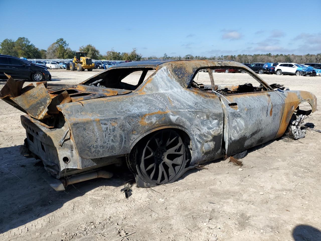2015 Dodge Challenger VIN 2C3CDZFJ8FH718412 Copart auction photo, burn damage thumbnail 3