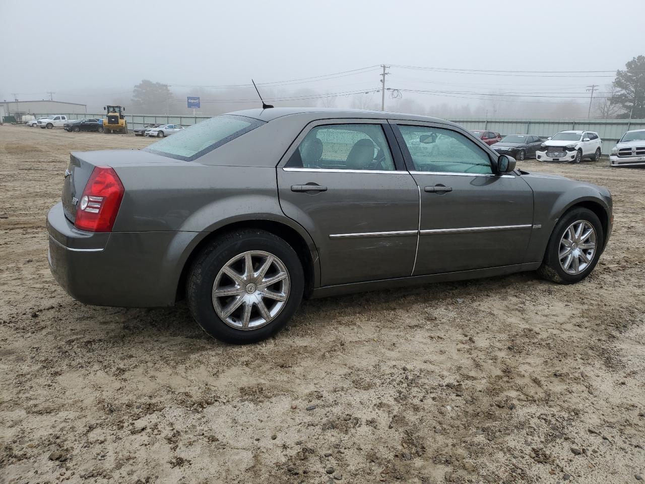 2008 Chrysler 300 VIN 2C3LA53GX8H160298 Copart auction photo, side damage thumbnail 3