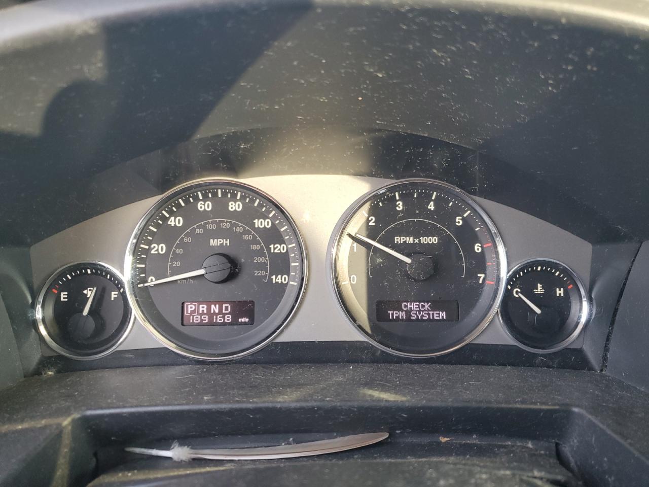 2010 Jeep Commander VIN 1J4RG5GT6AC113462 Copart auction photo, front end / minor dent/scratches damage thumbnail 9