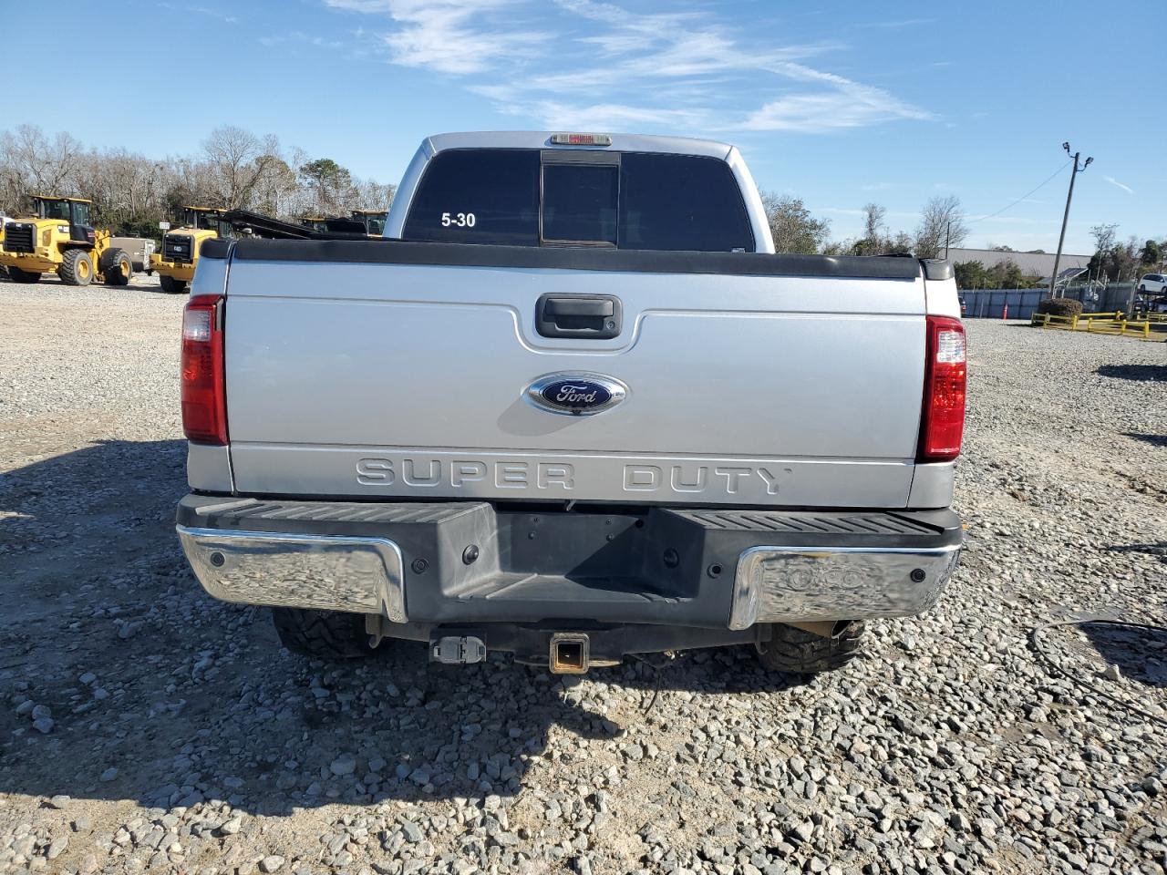 2015 Ford F250 VIN 1FT7W2BT6FED35744 Copart auction photo, front end damage thumbnail 6