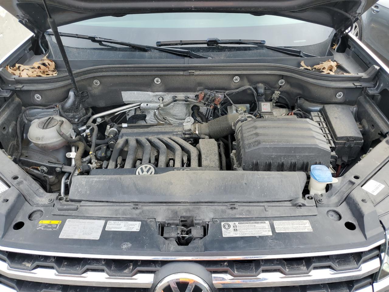 2018 Volkswagen Atlas VIN 1V2MR2CA0JC510810 Copart auction photo, rear end damage thumbnail 13
